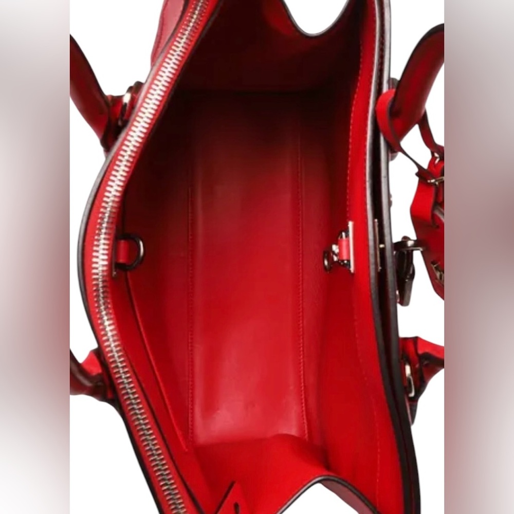 ✨🛍️ Louis Vuitton Red Leather City Steamer - Picture 2 of 2